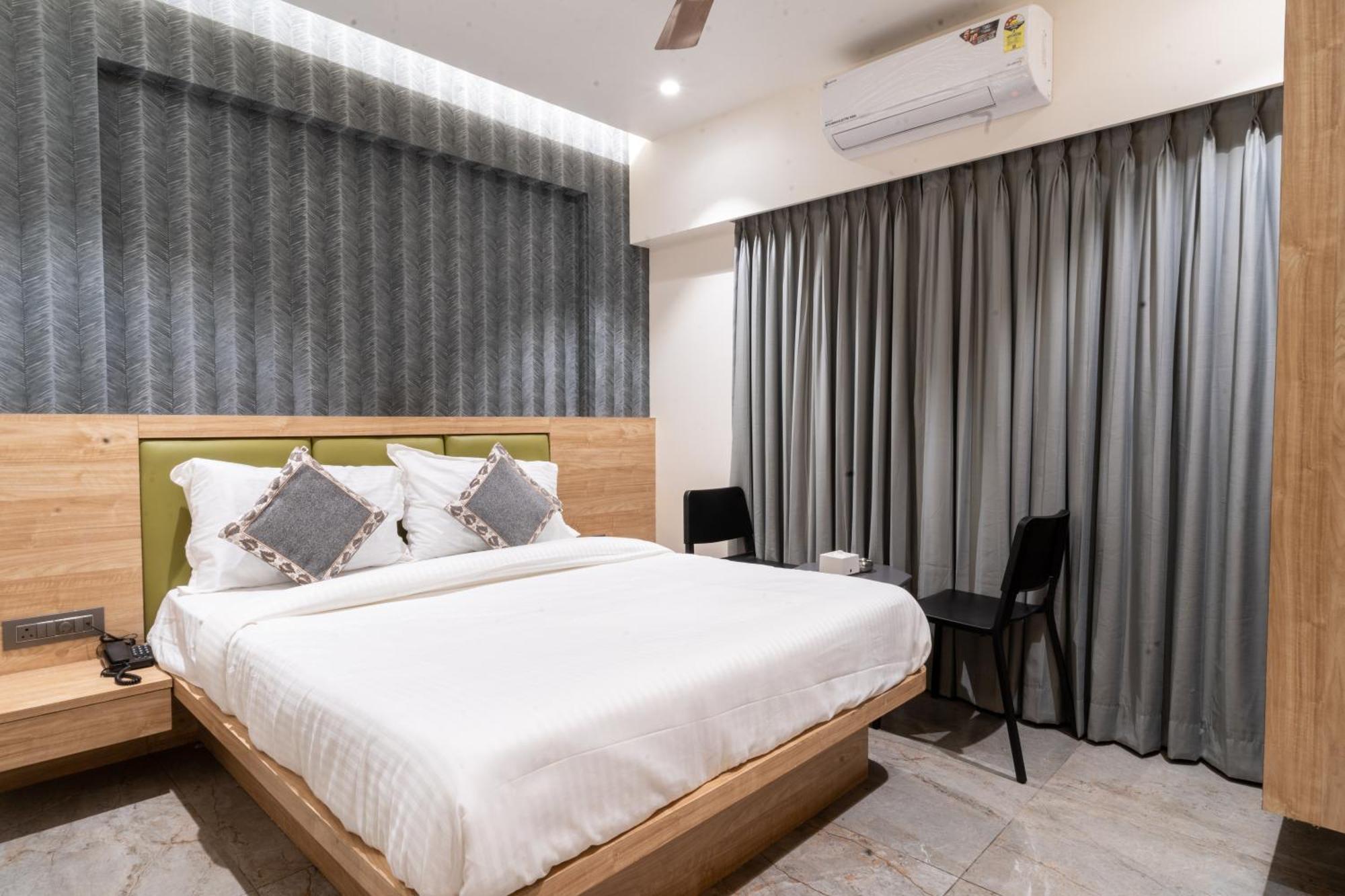 Hotel Aura Inn Airoli ,Digha Navi Mumbai Exterior photo